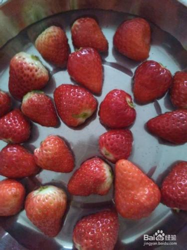 【養生保健】如何科學巧吃、巧洗水果之草莓篇