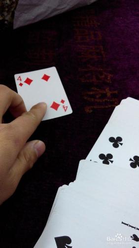 怎樣用撲克牌變一個簡單地魔術
