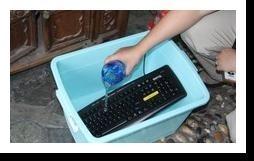 鍵盤進水怎麼處理
