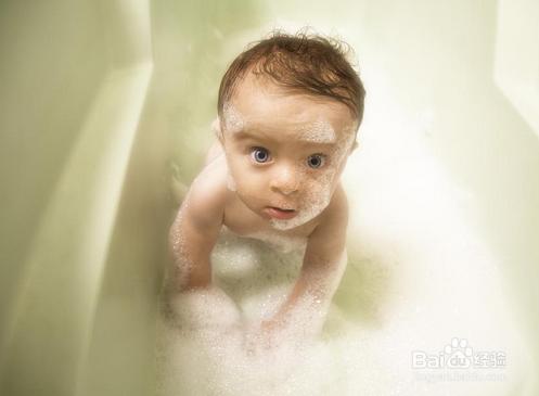 嬰兒洗澡注意事項