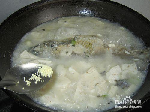 美味營養的鯽魚豆腐湯做法