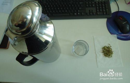 自已動手泡一杯金銀花茶