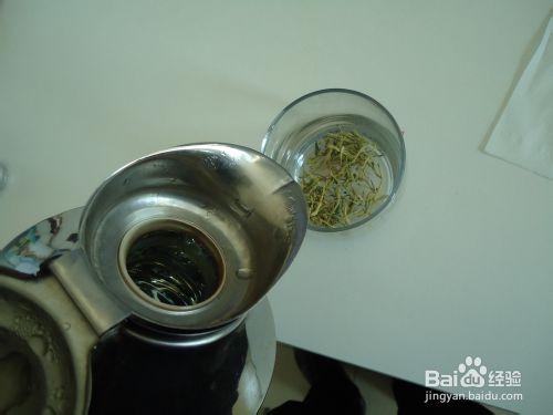 自已動手泡一杯金銀花茶