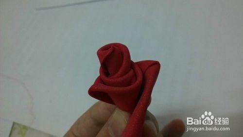 如何用海棉紙折玫瑰花？