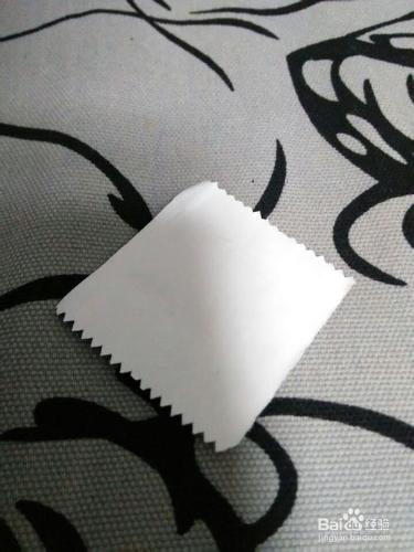 口香糖紙做DIY蜘蛛