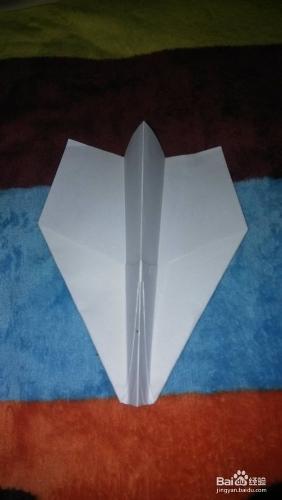紙飛機怎樣折