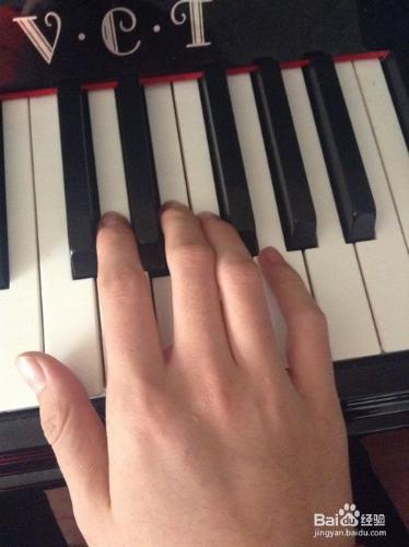 彈鋼琴手腕/手臂/肩膀痠痛怎麼辦?(親測乾貨)