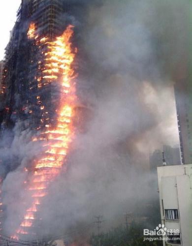 高層建發生火災怎麼自救