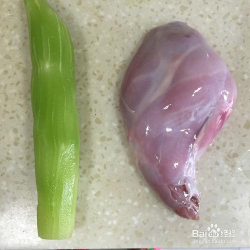 製作鹽幫菜手撕兔的訣竅