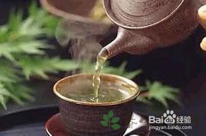 每天一壺茶。