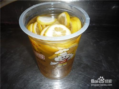 如何製作蜂蜜檸檬水？