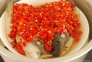 開胃滋補抗老養顏鮮香辣爽的湘菜名品—剁椒魚頭