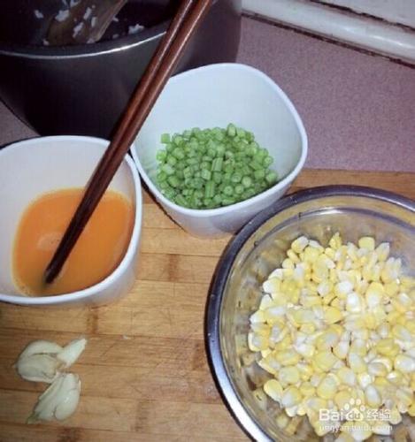 如何做玉米粒蛋炒飯