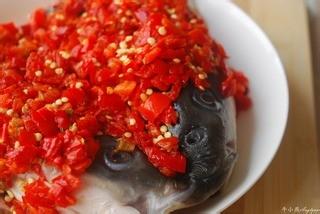 開胃滋補抗老養顏鮮香辣爽的湘菜名品—剁椒魚頭