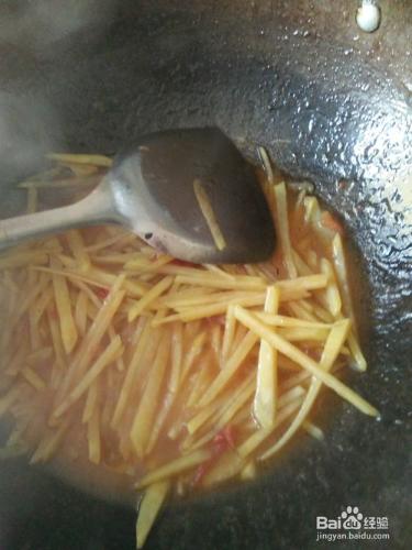 如何做西紅柿炒土豆絲