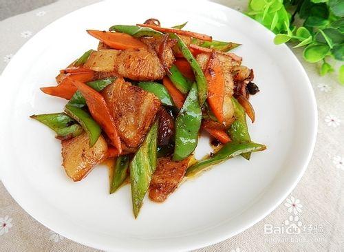 家常下飯菜：胡蘿蔔青椒炒五花肉