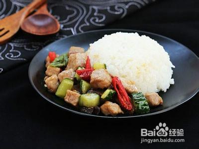 沙茶牛肉飯蓋飯