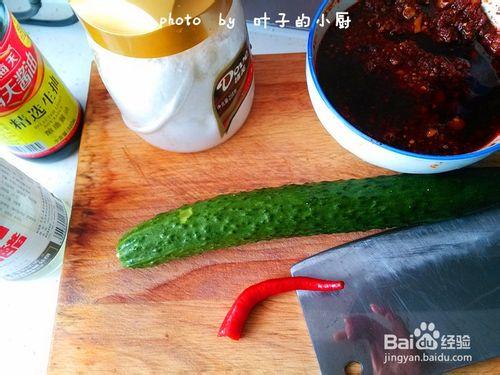 怎樣切蓑衣黃瓜---涼拌蓑衣黃瓜的詳細做法