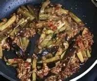 飯掃光可以做美食魚香肉絲這樣炒，你學會了嗎？