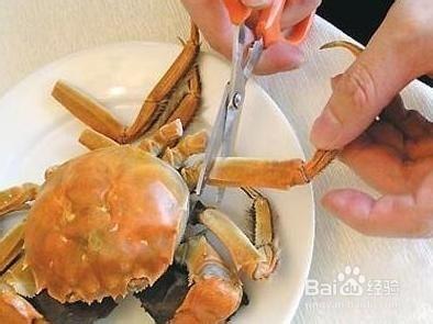 吃貨必看-如何正確地吃螃蟹？