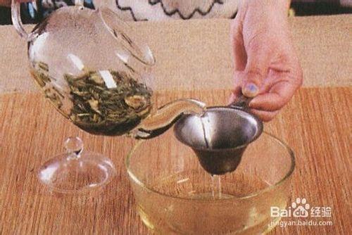 檸檬草苦瓜茶減肥瘦身花草茶沖泡步驟