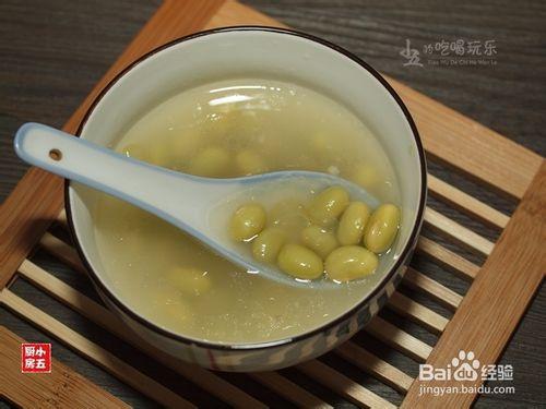 豬蹄黃豆湯：補充膠原蛋白的老火湯