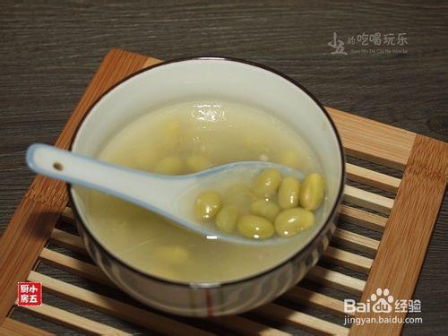 豬蹄黃豆湯：補充膠原蛋白的老火湯