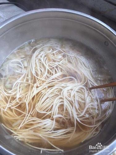 簡單易學的青菜湯麵做法