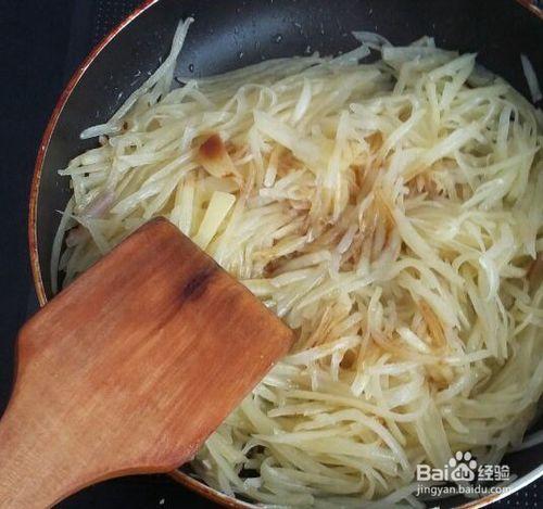 醋溜土豆絲的家常做法