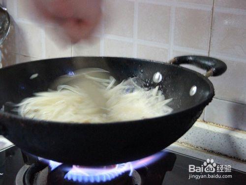 怎麼炒酸辣土豆絲：脆爽酸辣土豆絲