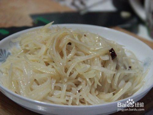 怎麼炒酸辣土豆絲：脆爽酸辣土豆絲