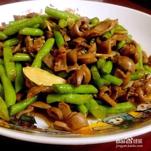 家常下酒菜：豆角爆炒雞胗