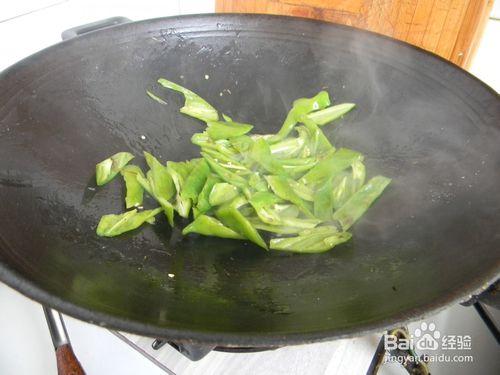 營養素食——包菜炒尖椒