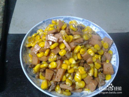 玉米粒炒火腿腸與瘦肉