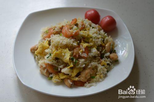 炒制特色蛋炒飯