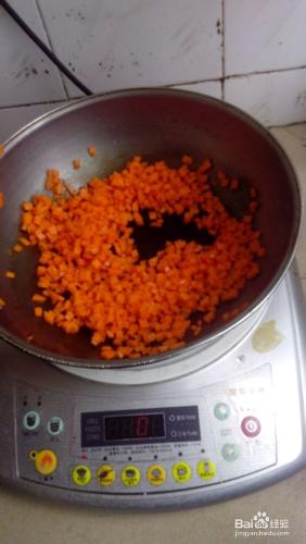 玉米粒、紅蘿蔔炒火腿