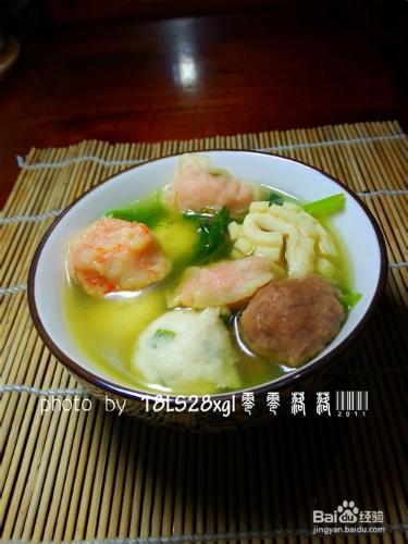 家常菜：三鮮丸子湯