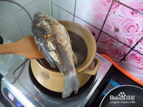 營養靚湯——玉米淮山鯽魚湯