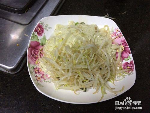 如何自制豆芽拌麵