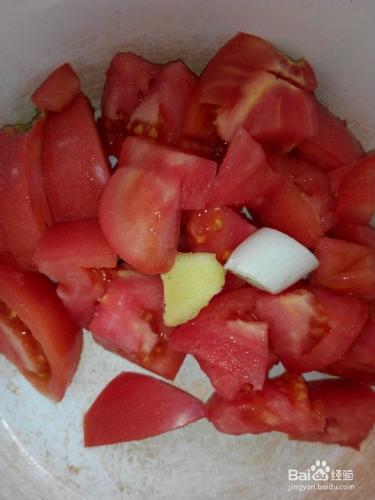 西紅柿燉豆皮-年夜飯一道湯菜