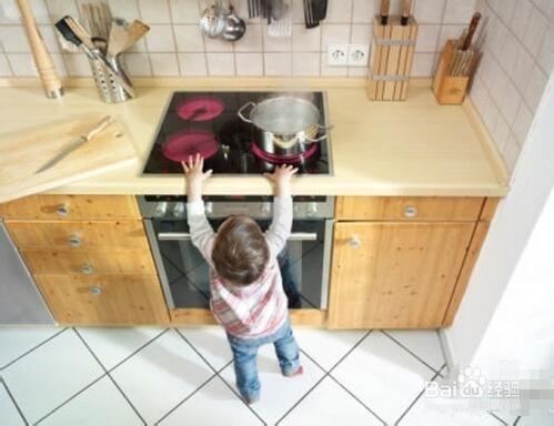 怎樣讓孩子遠離廚房危險？