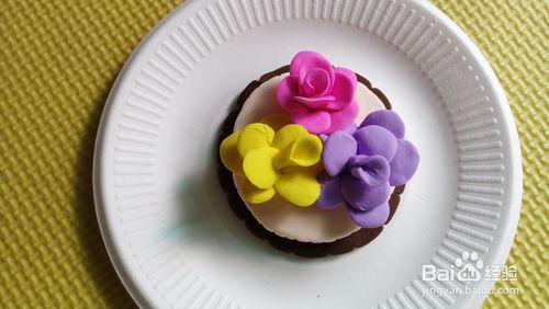 幼兒陶泥—巧克力奶油蛋糕