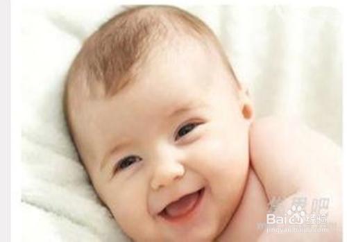 怎麼逗寶寶笑？