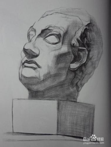 素描石膏格達密納塔頭像的畫法