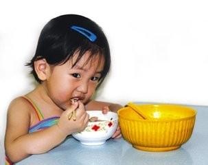 怎樣培養幼兒良好的飲食習慣