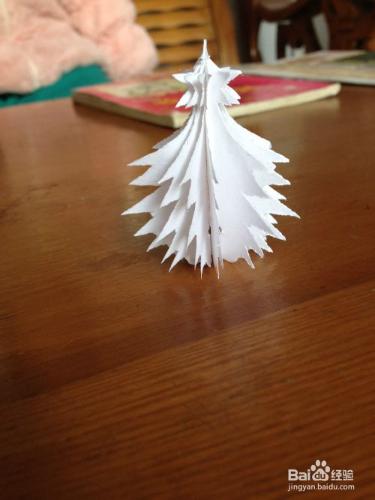 剪紙—立體聖誕樹的剪法