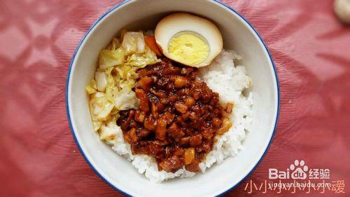 滷肉飯（肉食動物一定不要錯過）