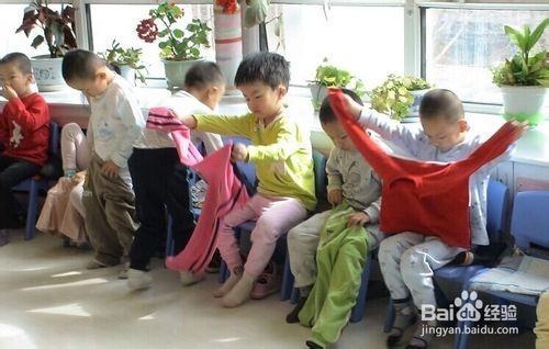 小孩剛上幼兒園穿什麼衣服好？