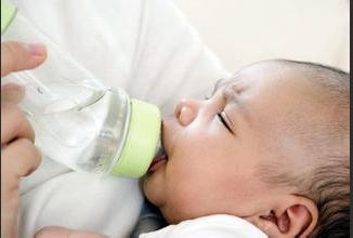如何應對寶寶發熱