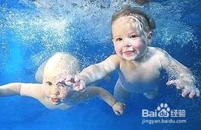 寶寶游泳好處有哪些
